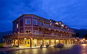 Kaslo Hotel And Pub